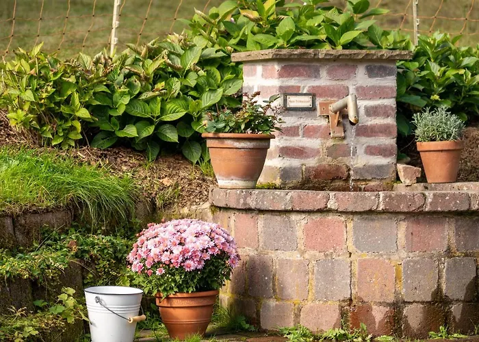 Waldschlösschen Hotel *